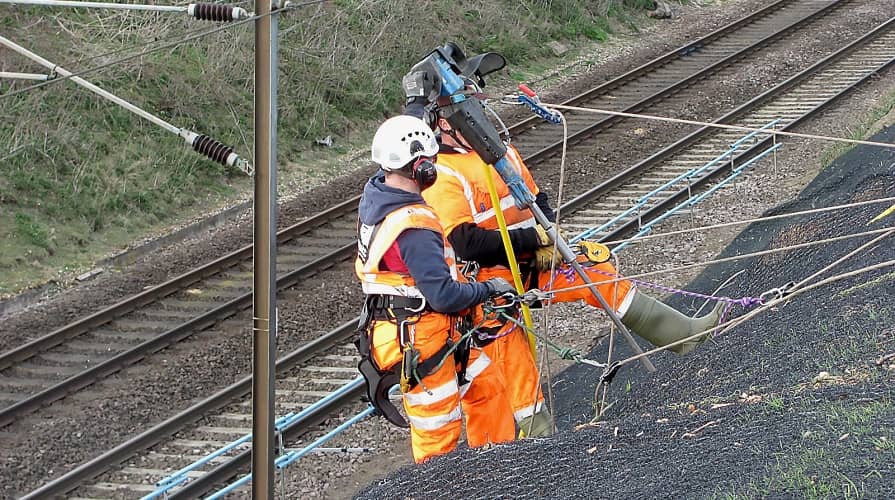 Ruční instalace zemních kotev